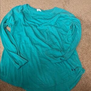 Under Armour Women's Teal Long-Sleeve Performance Tee
